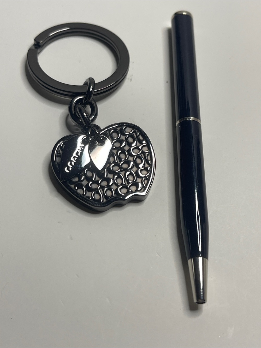 Coach Gunmetal Apple Heart Keyring Charm and Coach Pen - Picture 1 of 5